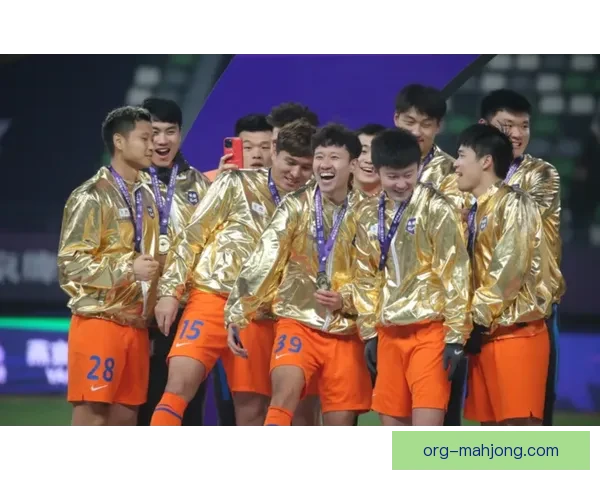 吉尼亚克力压群雄为老虎队攻城拔寨进球保障成关键因素